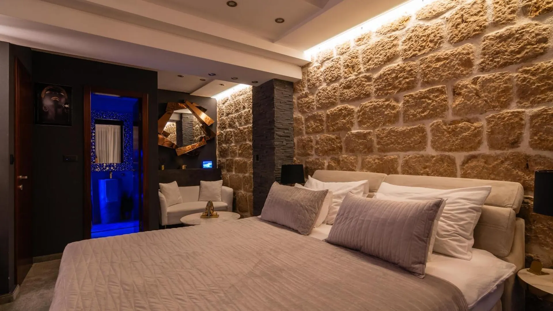 Vip Gold Room Pag Town